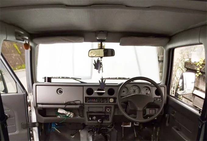 ジムニー Jimny JA11 JA12 JA22 JB32 インナーパネル インパネ 塗装 方法 簡単 解説 お洒落 ノーマル ジムスタ