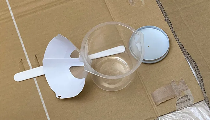 ジムニー Jimny JA11 JA12 JA22 JB32 サイドミラー 取り外し 分解 塗装 方法 解説 アウトクラスカーズ ヴィンテージミラー ストレーナー 計量カップ かき混ぜ棒 ジムスタ