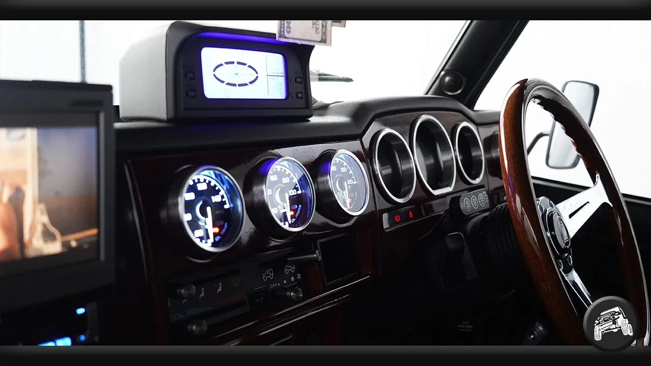 ジムニー 追加メーター 取り付け