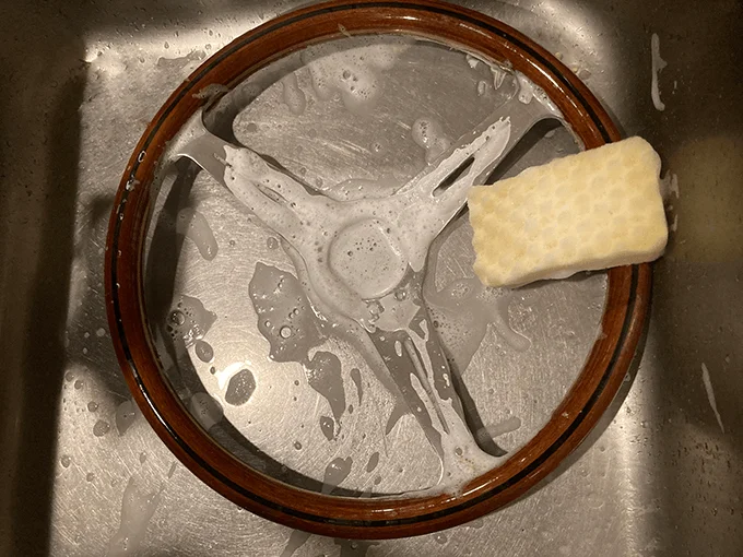 ジムニー ナルディ ウッドステアリング リペア 洗浄